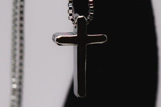 "Petit Bijou" - Small Cross Necklace (925 Silver)