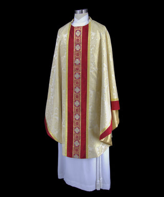 Ivory Gold Chasuble Saint Thomas Ecclesiastical Collection