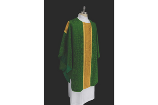 Chalice Host Green Priest Chasuble | Trinity Green Pastor Chasuble (Gold/Gold Orphreys)