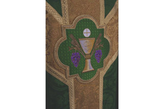 Chalice Host Green Priest Chasuble | Trinity Green Pastor Chasuble (Gold/Gold Orphreys)