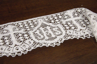 Cluny Lace 4 inch Width | Religious Lace for Church Linens