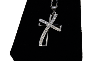 Elegant Women's Cross Necklace (925 Silver) - Ecclesiastical Sewing