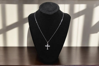 Latin Fleury Cross Necklace (925 Silver)