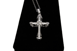 Timeless Cross Pendant (925 Silver)